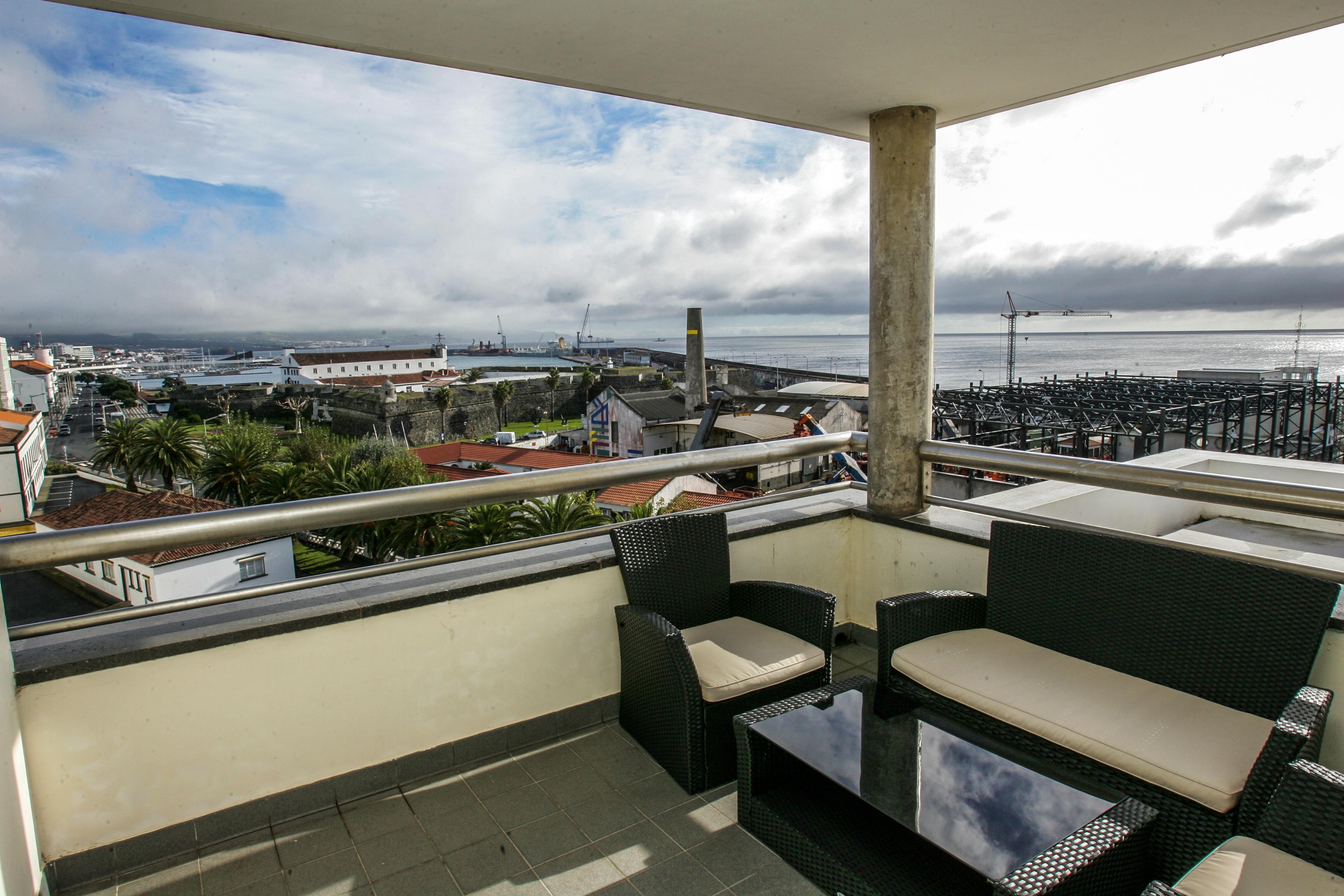 Ms Vila Nova Ponta Delgada  Bagian luar foto